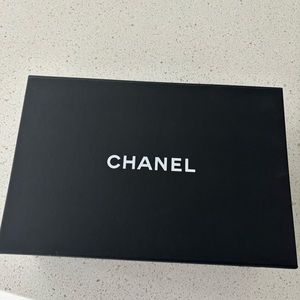 Chanel box